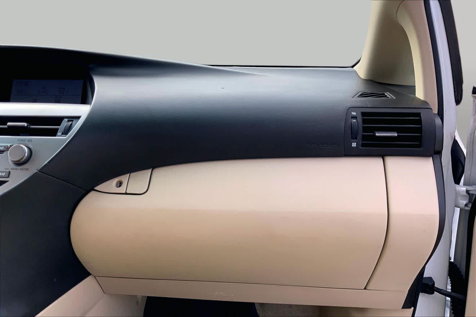 Used 2010 Starfire Pearl Lexus  image 17