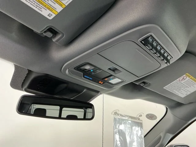 New 2027 Carbonized Gray Metallic Ford XLT image 23