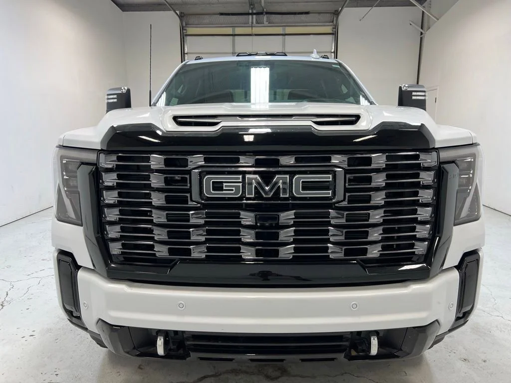 New 2026 Glacier White Tricoat GMC Denali Ultimate image 12