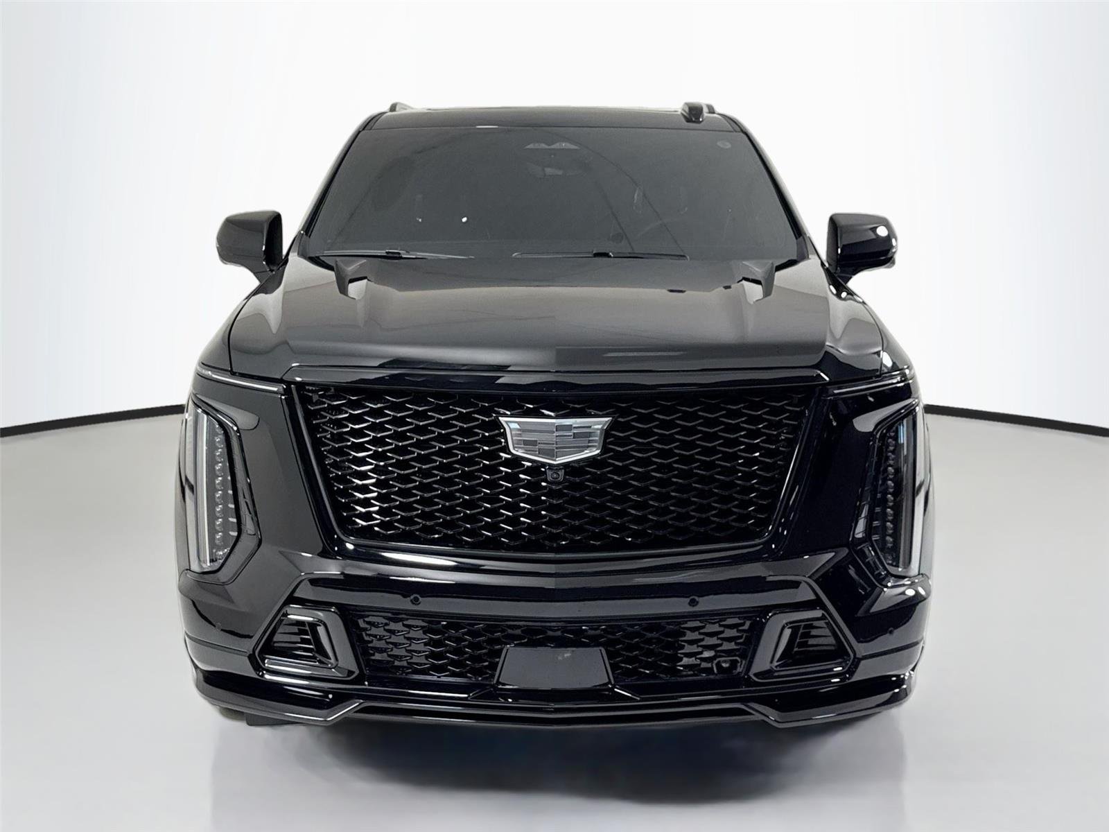 Used 2026 Black Raven Cadillac AWD V-Series | ONYX Pkg | Heated/Vented Seats image 11
