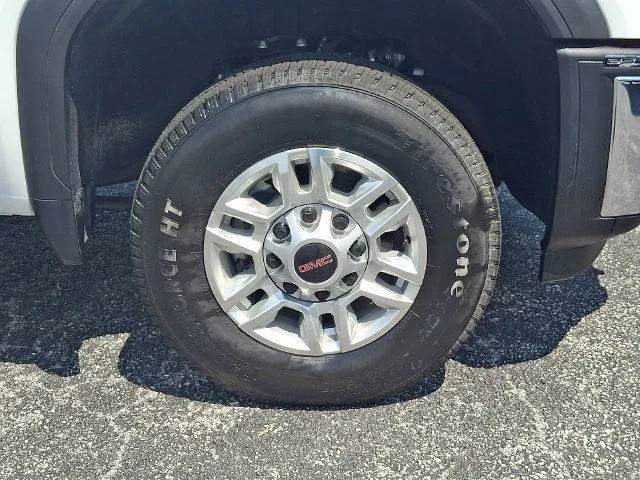 New 2026 Summit White GMC Pro image 7