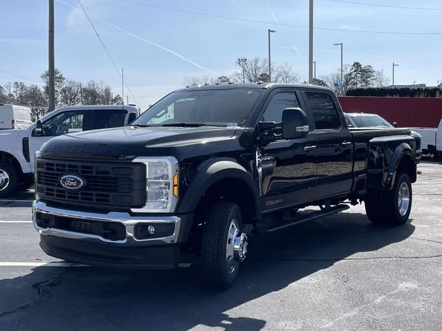New 2026 Black Ford XL image 5
