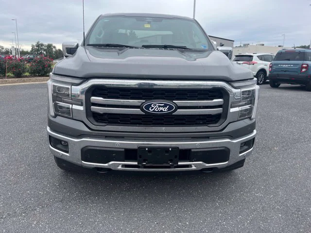 Used 2025 Gray Ford Lariat image 2