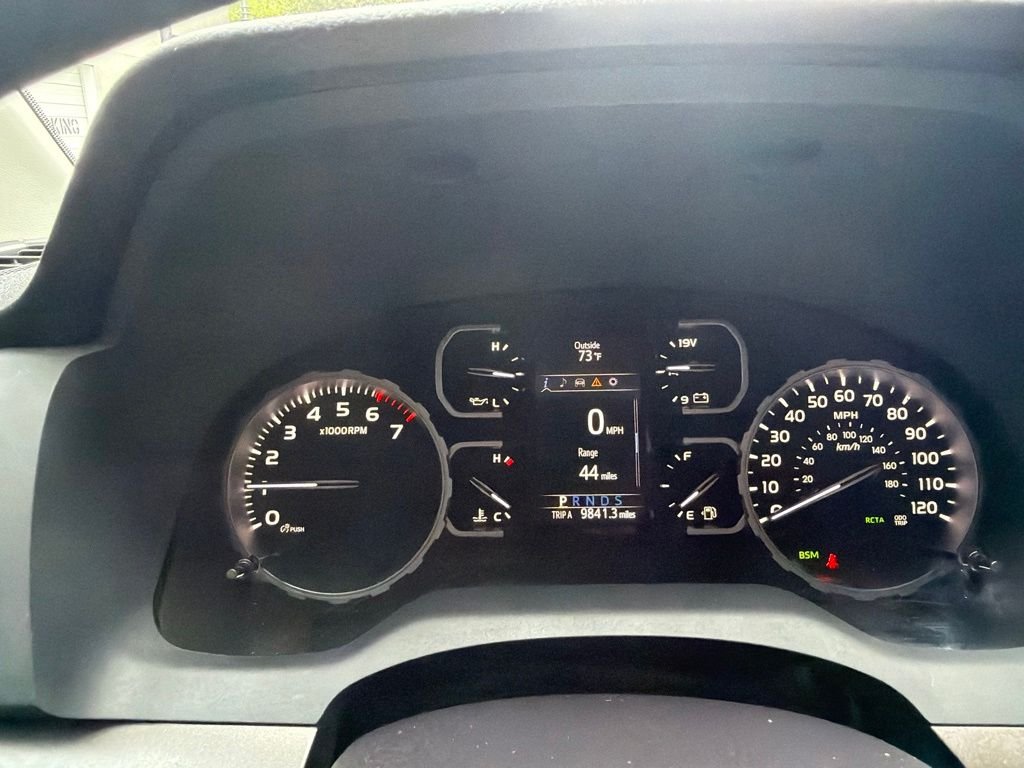 Used 2021 White Toyota SR5 image 32