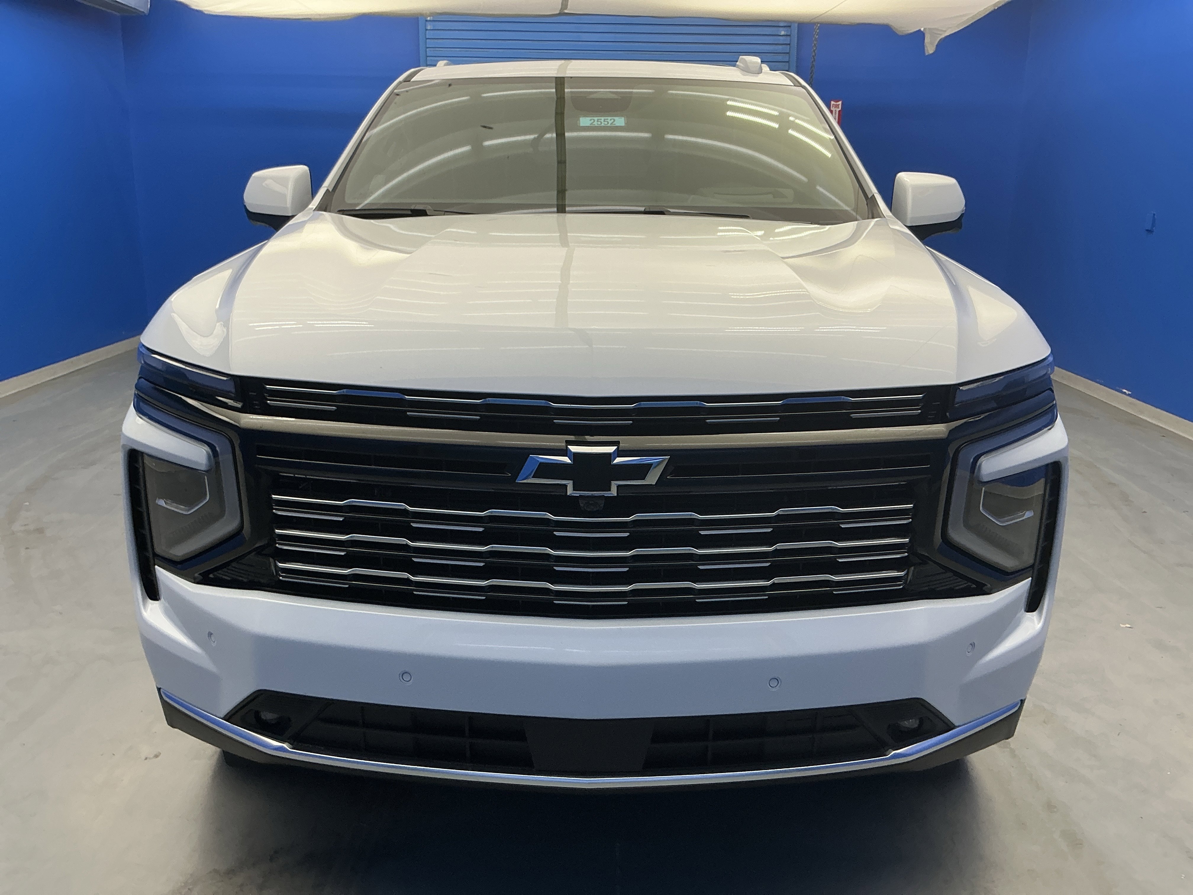 New 2026 Polar White Tricoat Chevrolet High Country image 3