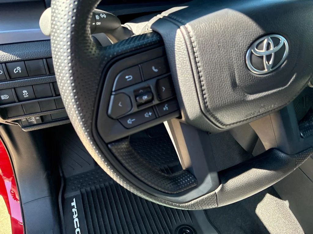 2026 Toyota Tacoma SR5 - Photo 21