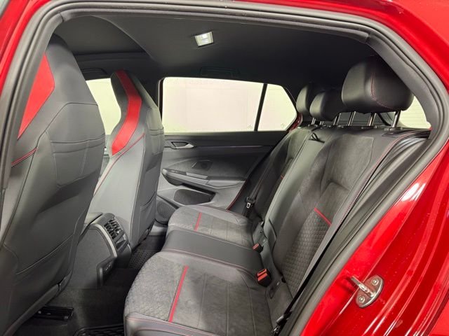 New 2026 Kings Red Metallic Volkswagen 2.0T SE image 10