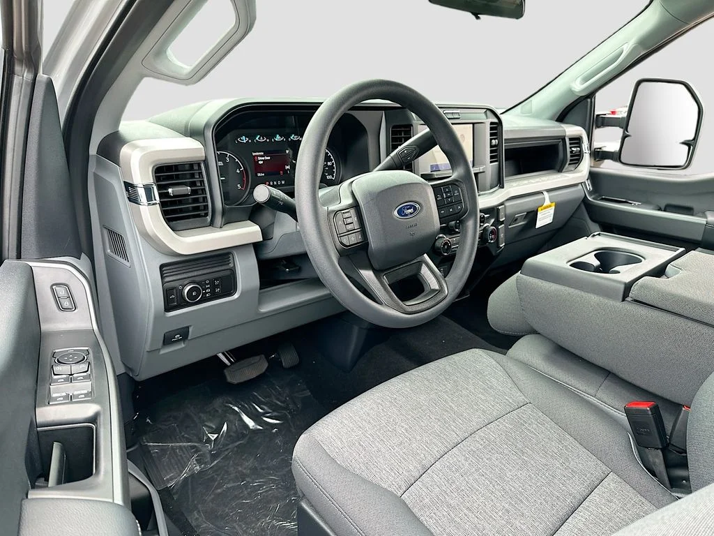 2026 Ford F-350 Super Duty XL - Photo 6