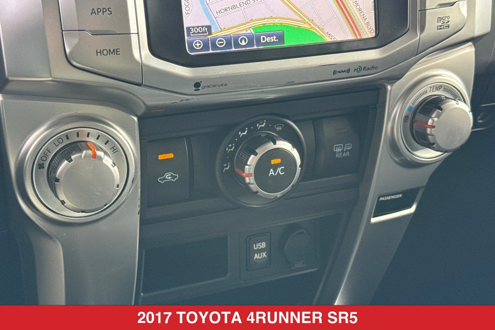 Used 2017 White Toyota SR5 image 22