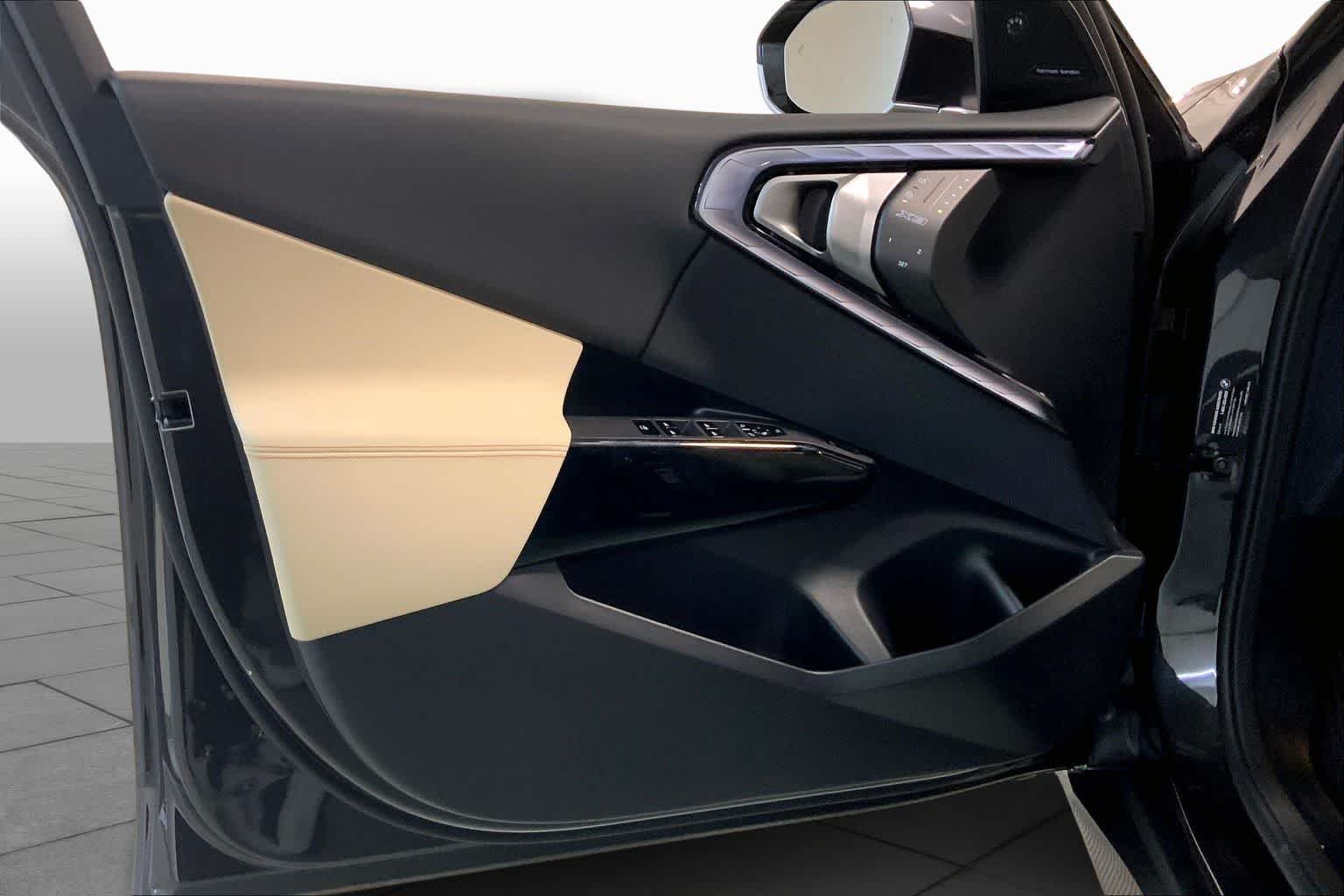 New 2026 Dark Graphite Metallic BMW 30 xDrive image 10