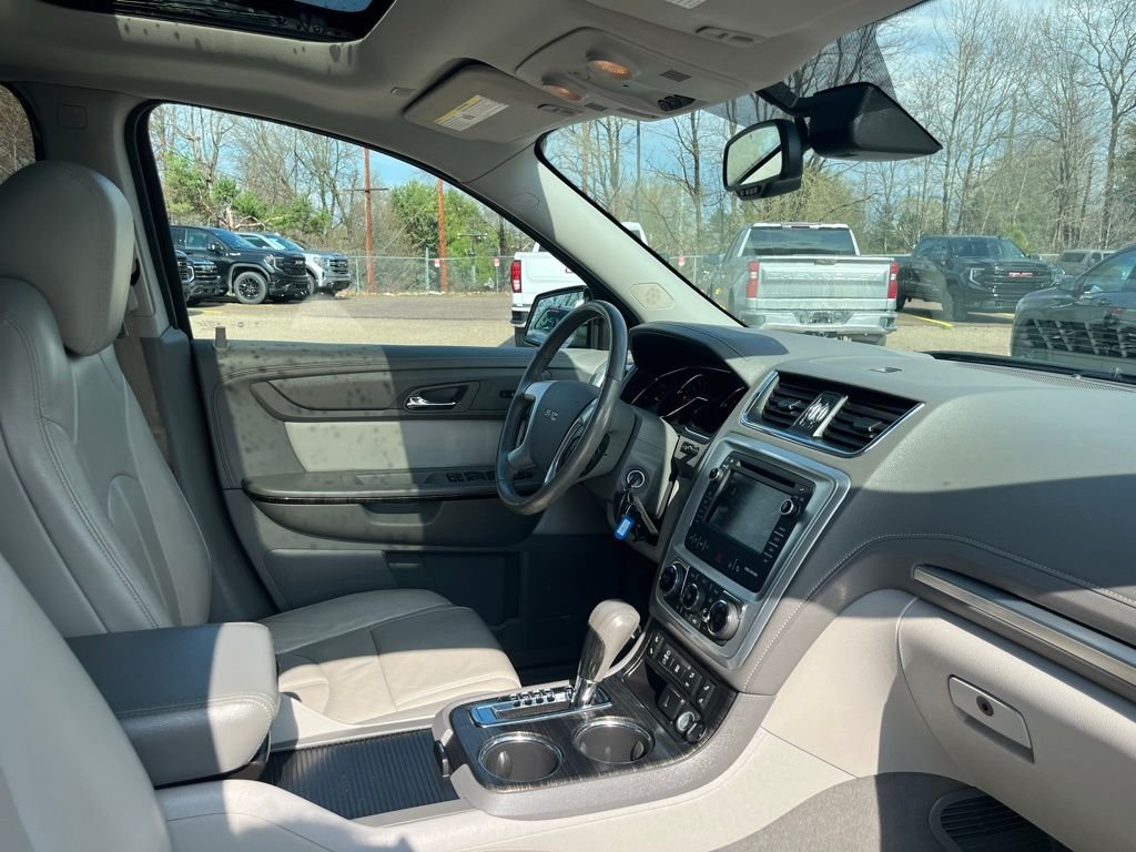 Used 2017 Ebony Twilight Metallic GMC Limited image 38