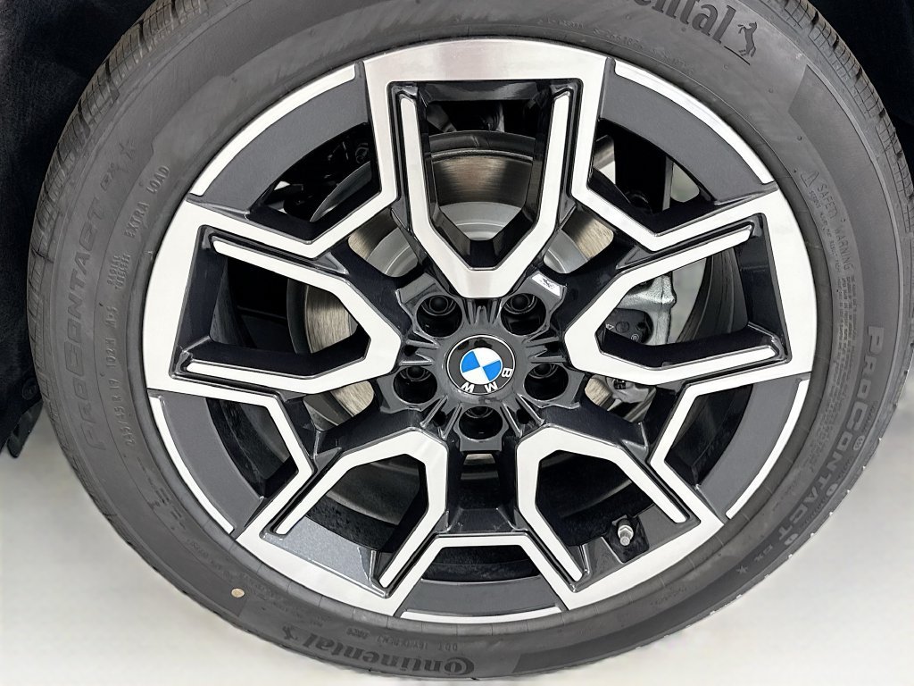 Used 2026 Gray Metallic BMW xDrive28i image 30