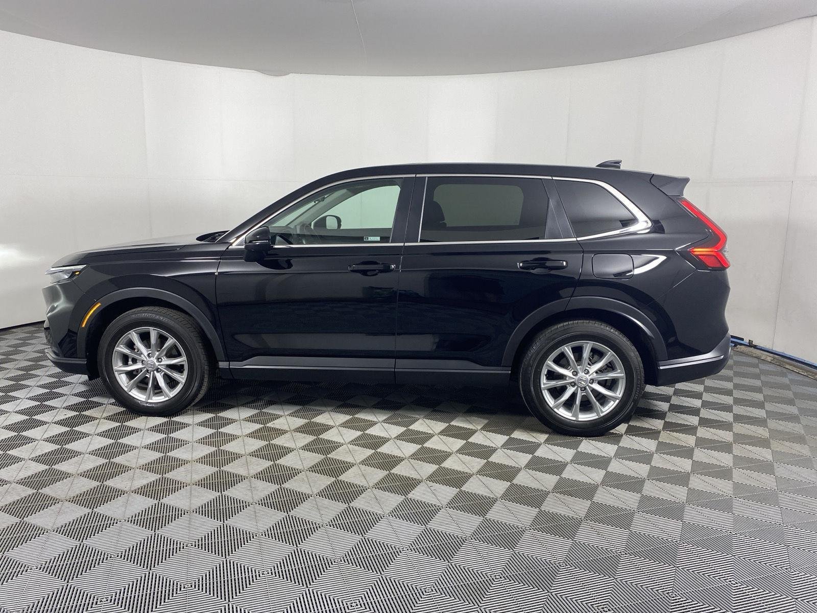 Certified Used 2024 Crystal Black Pearl Honda EX image 4
