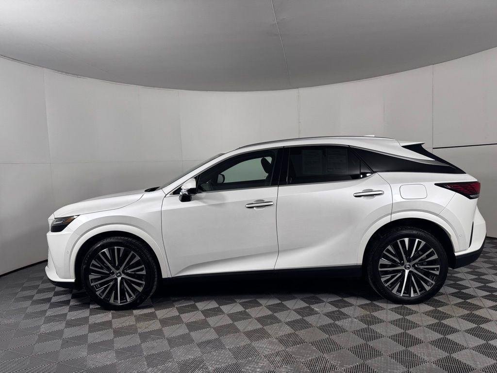 Used 2024 Eminent White Pearl Lexus 350 Premium Plus image 12