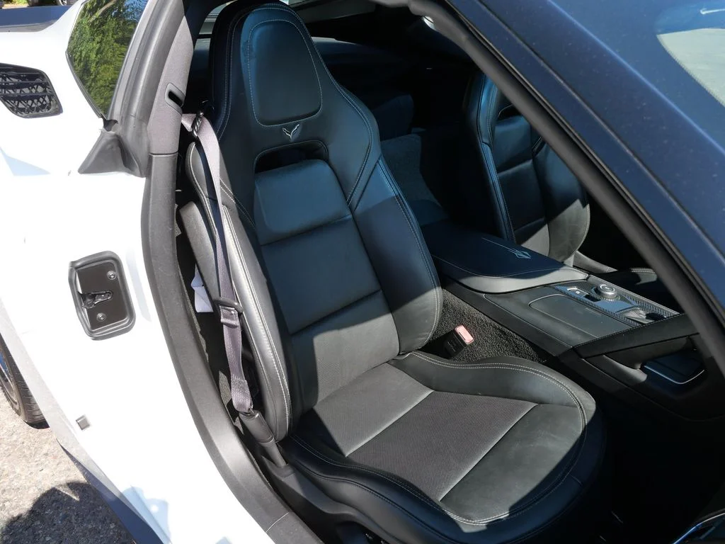 Used 2014 White Chevrolet Base image 14