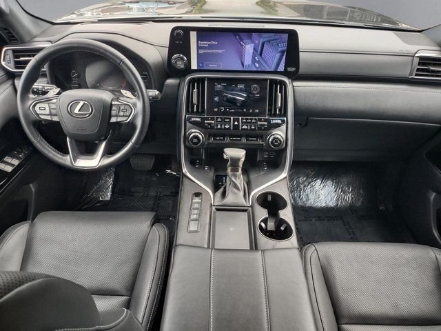 Used 2023 Black Lexus 600 Premium image 3