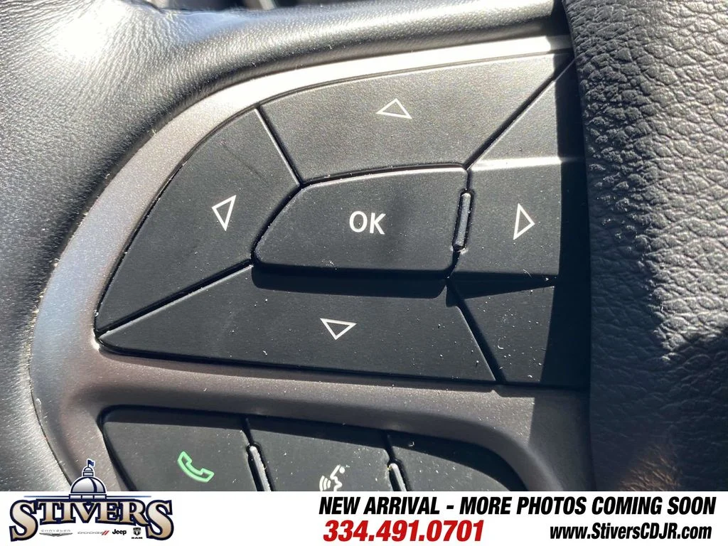 Used 2019 Black Jeep Limited image 32