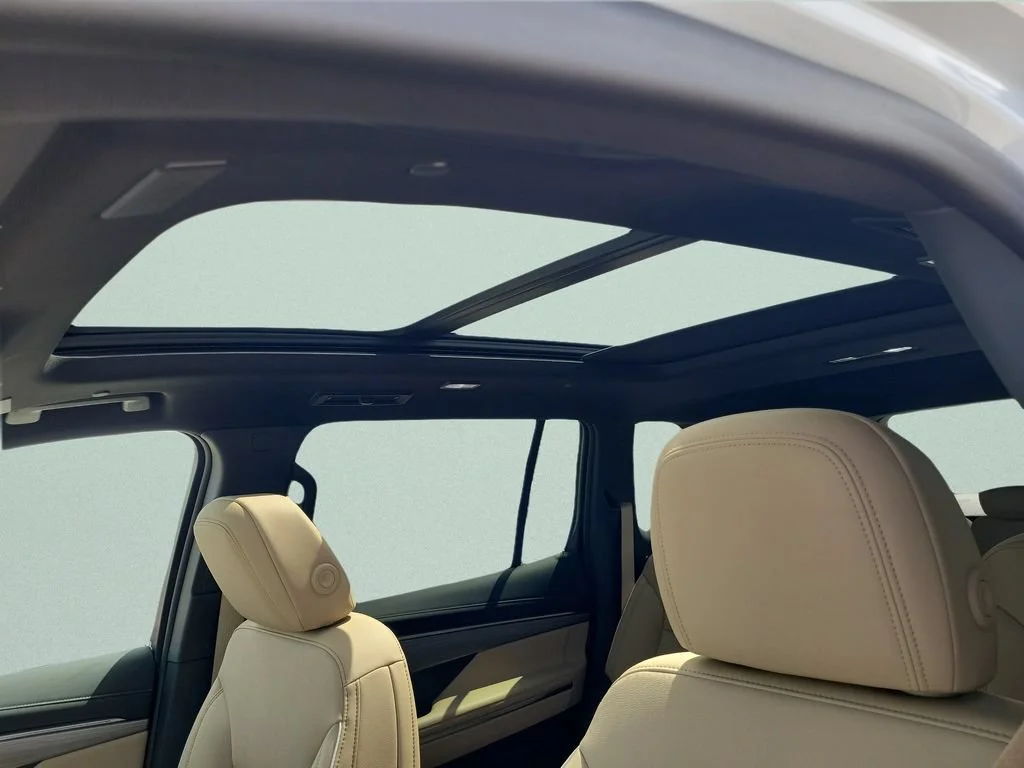 New 2026 Iridescent White Tricoat Buick Preferred image 17