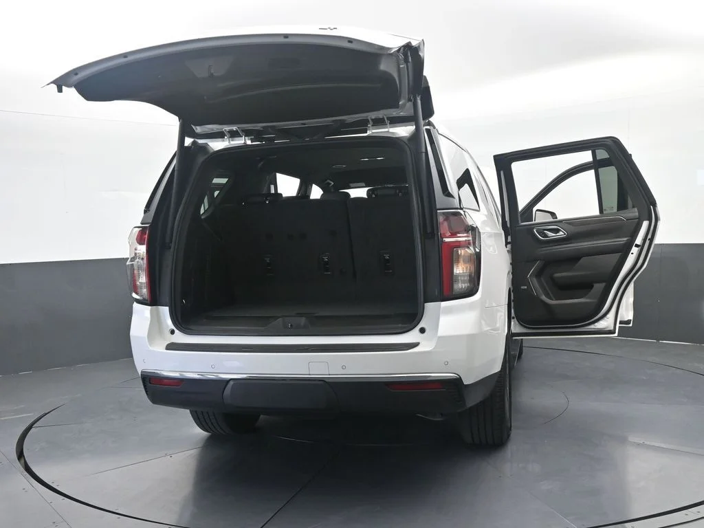 Used 2022 Iridescent Pearl Tricoat Chevrolet LT image 85