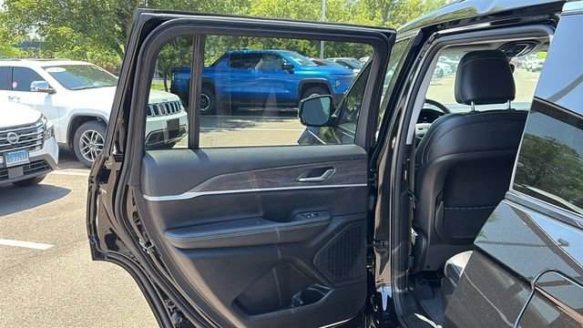 Used 2023 Black Jeep Limited image 21