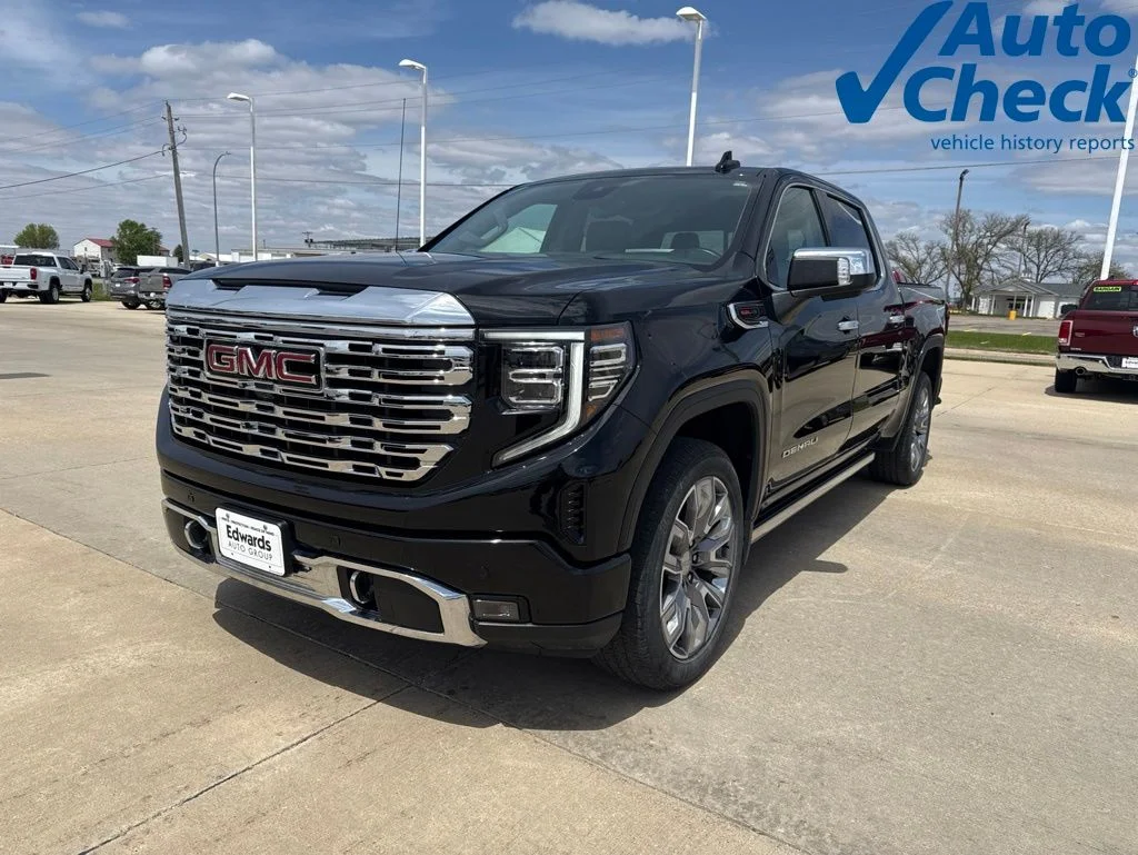Used 2024 Black GMC Denali image 1