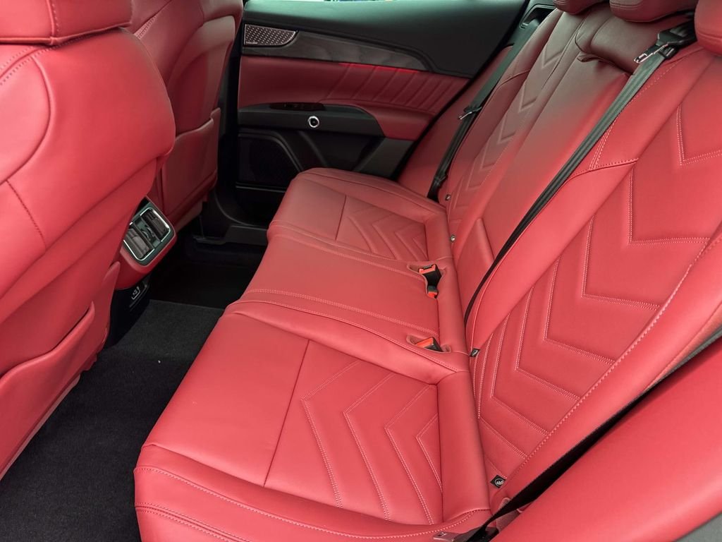 2026 Maserati Grecale Modena V6 - Photo 22