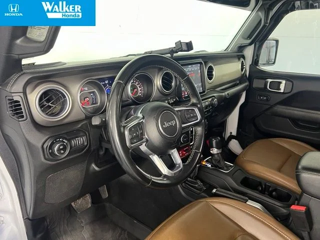 Used 2021 Bright White Clearcoat Jeep Rubicon image 14