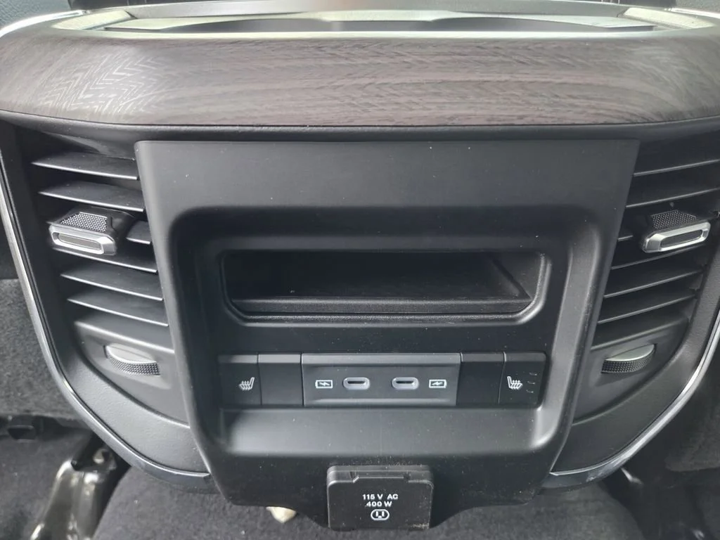 New 2026 Bright White Clear-Coat Exterior Paint RAM Laramie image 18