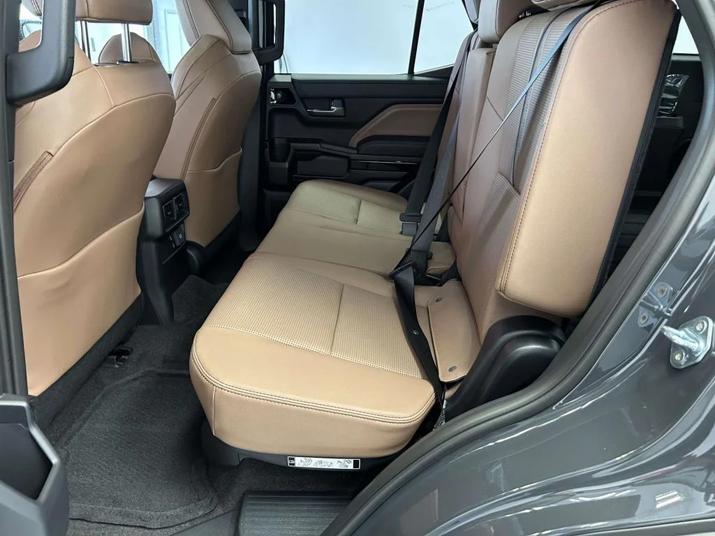Certified Used 2026  Toyota Limited image 16