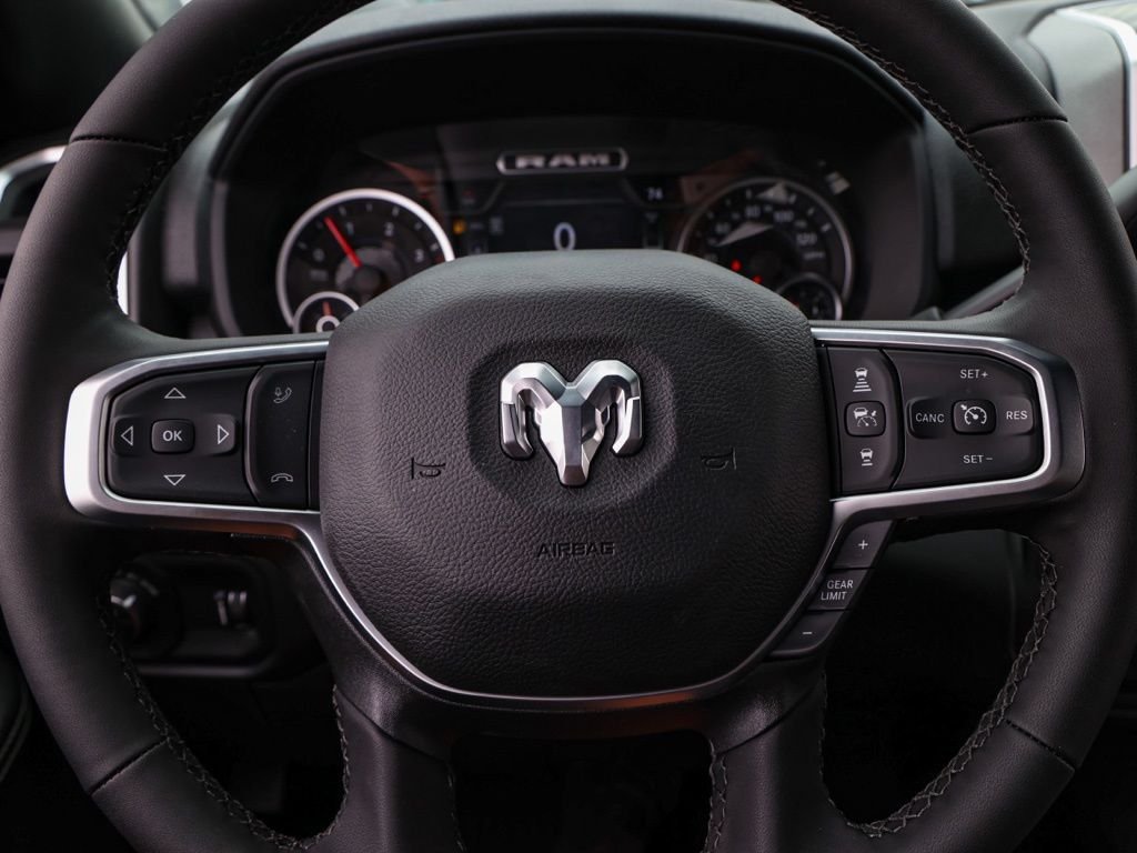 New 2026 Bright White Clear-Coat Exterior Paint RAM Big Horn Night Edition image 23