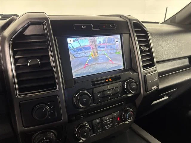 Used 2018 Black Ford XLT image 16