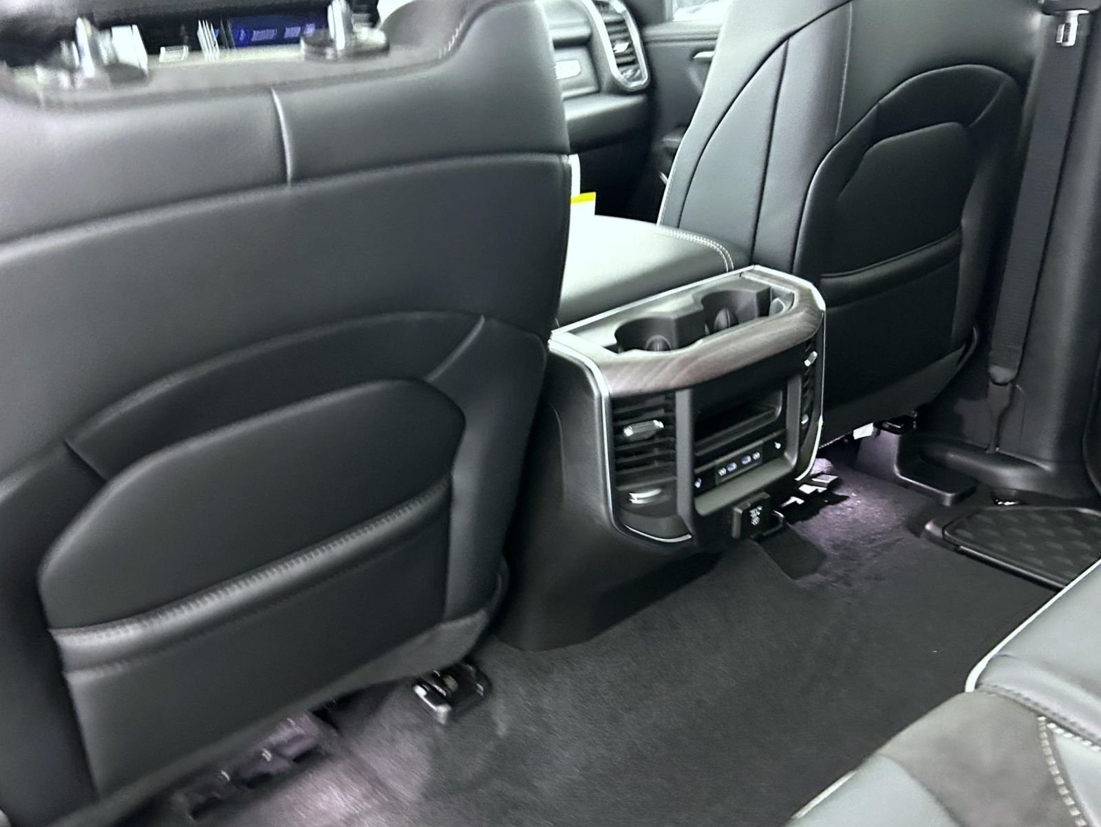 New 2027 Bright White Clear-Coat Exterior Paint RAM Laramie image 21