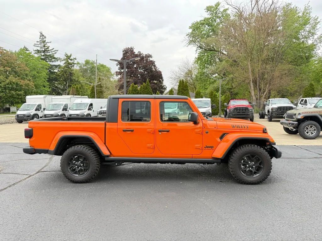 2025 Jeep Gladiator Willys - Photo 8
