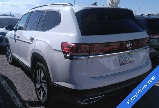 Used 2025 Pure White Volkswagen 2.0T SE w/Technology image 12