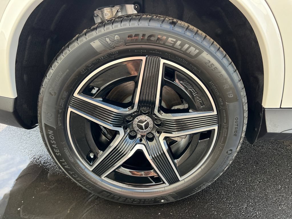 New 2026 Polar White Mercedes-Benz GLC 300 image 72