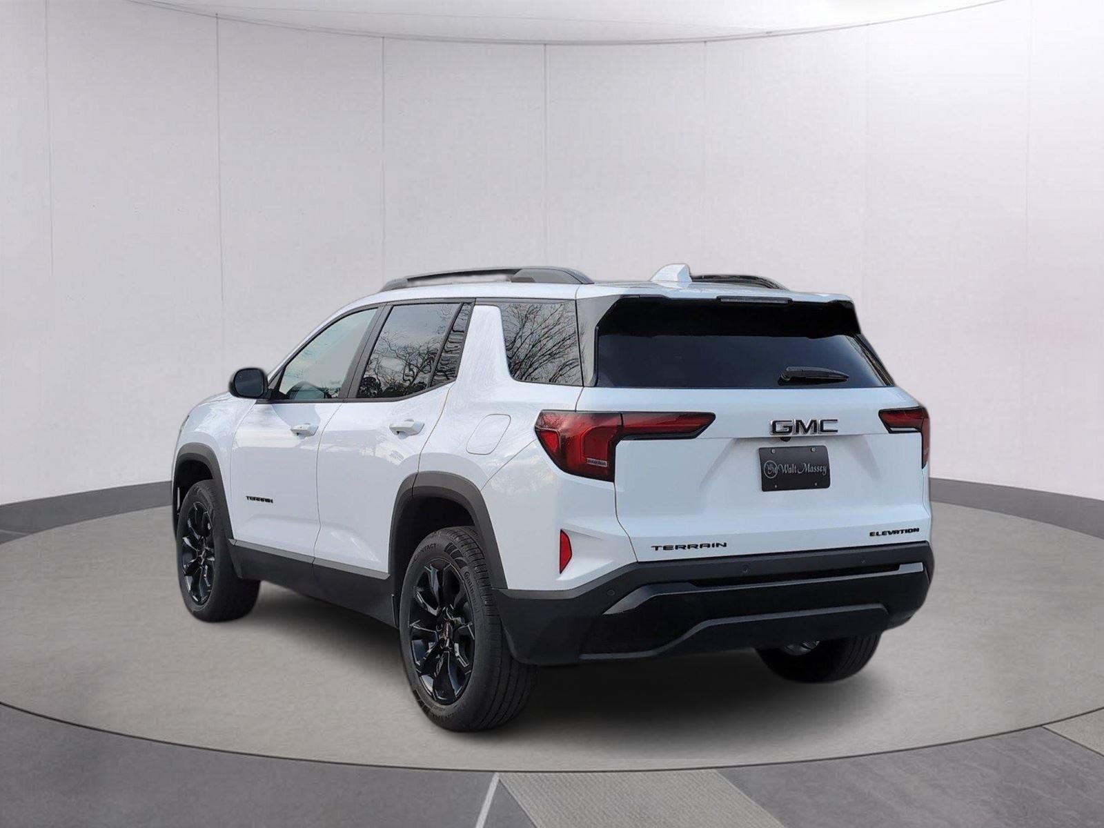 New 2026 Summit White GMC Elevation image 6