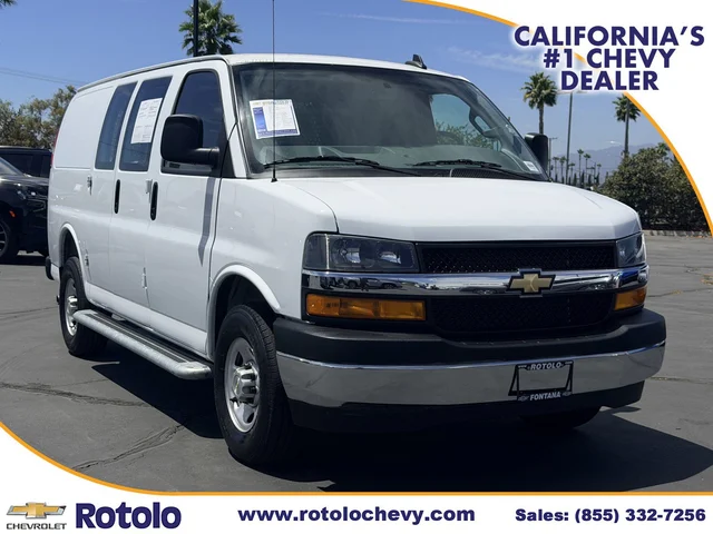2025 Chevrolet Express Cargo Van 2500 RWD 135