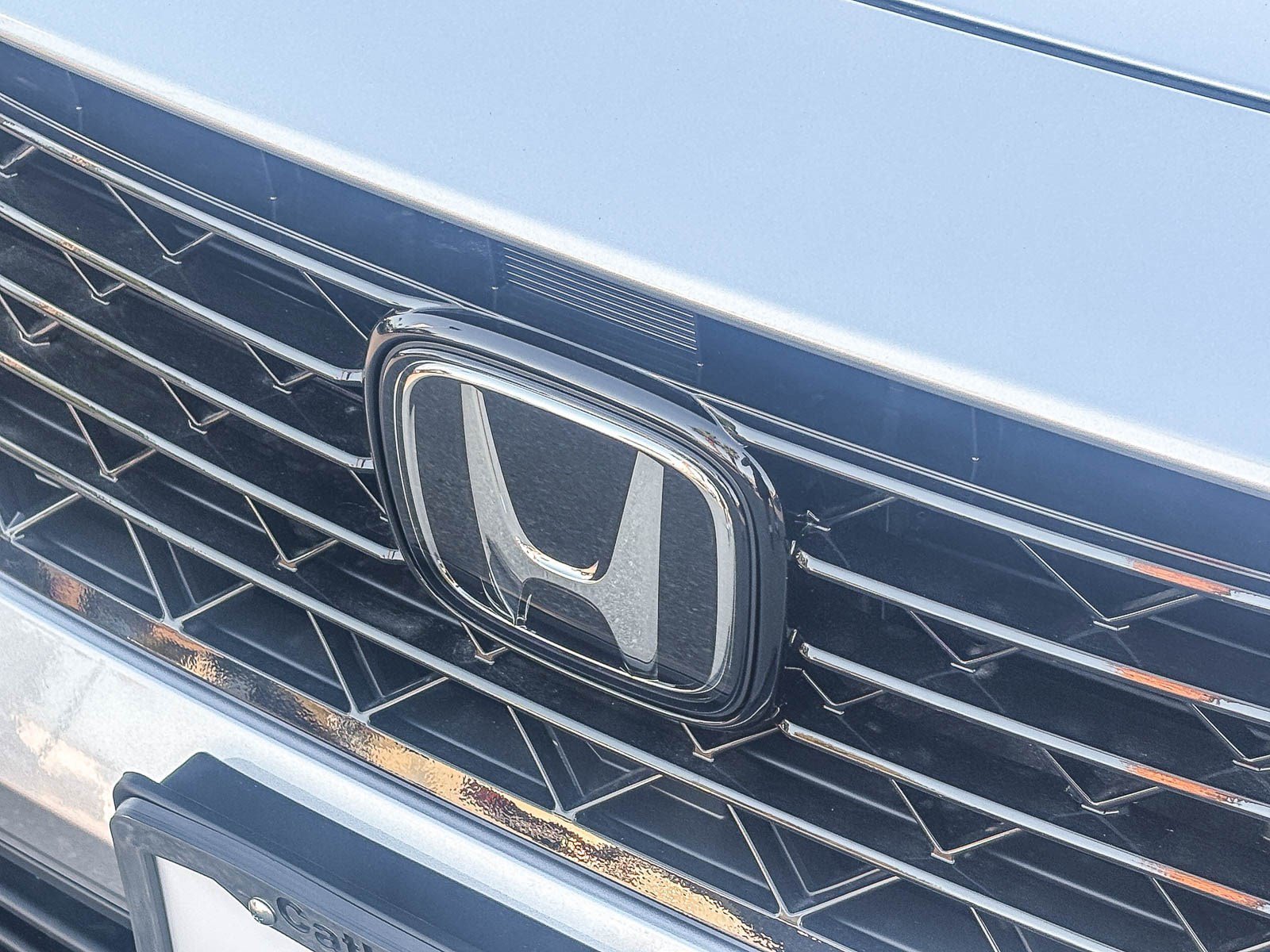 New 2026 Solar Silver Metallic Honda SE image 9