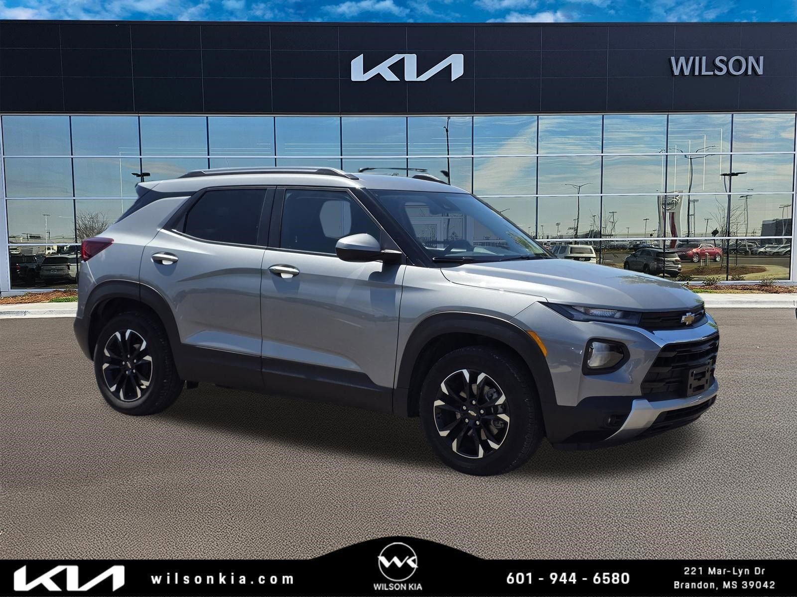 2023 Chevrolet Trailblazer LT's photo