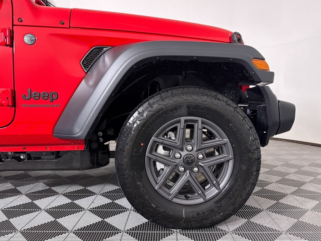 New 2026 Firecracker Red Clear-Coat Exterior Paint Jeep Sport S image 23