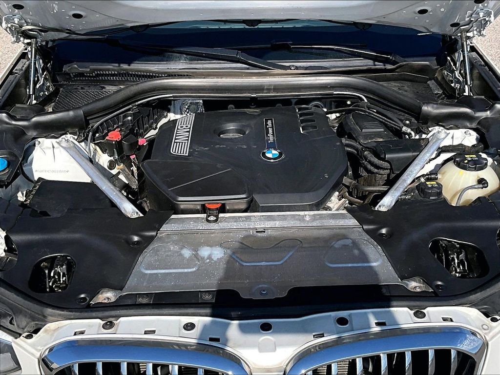Used 2019 White BMW xDrive30i image 23