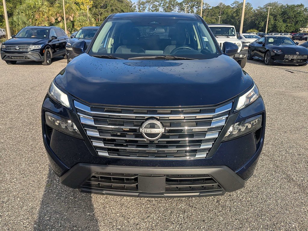 2025 Nissan Rogue SV - Photo 9