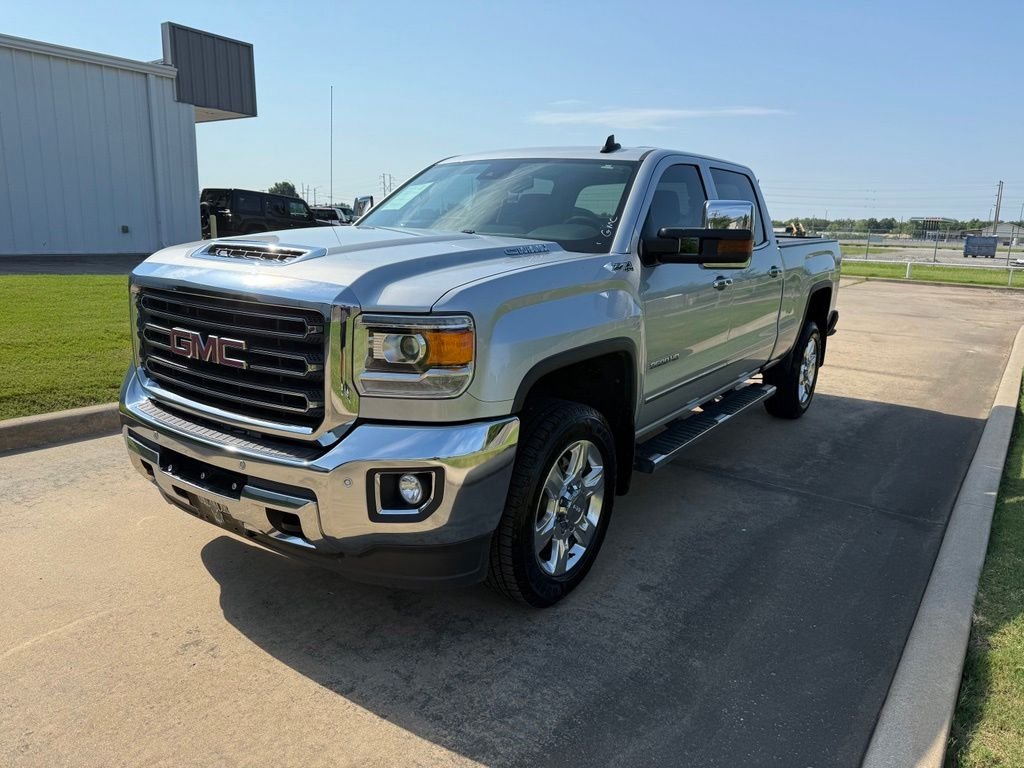 2017 GMC Sierra 4WD Crew Cab Standard Box SLT's photo