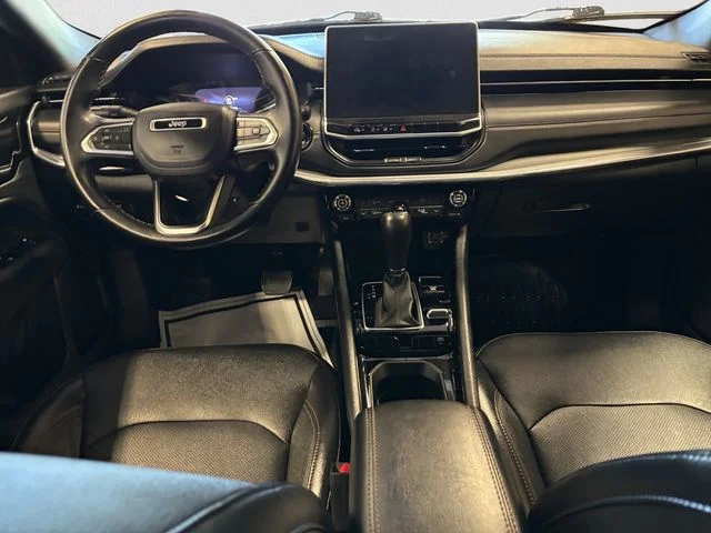 Used 2022 Red Jeep Limited image 11
