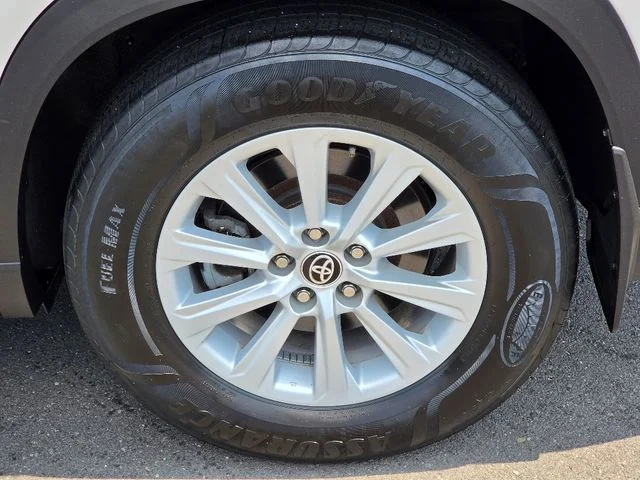 2024 Toyota Grand Highlander XLE - Photo 15