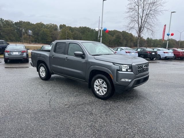 2022 Nissan Frontier SV Crew Cab 4X2 SWB's photo