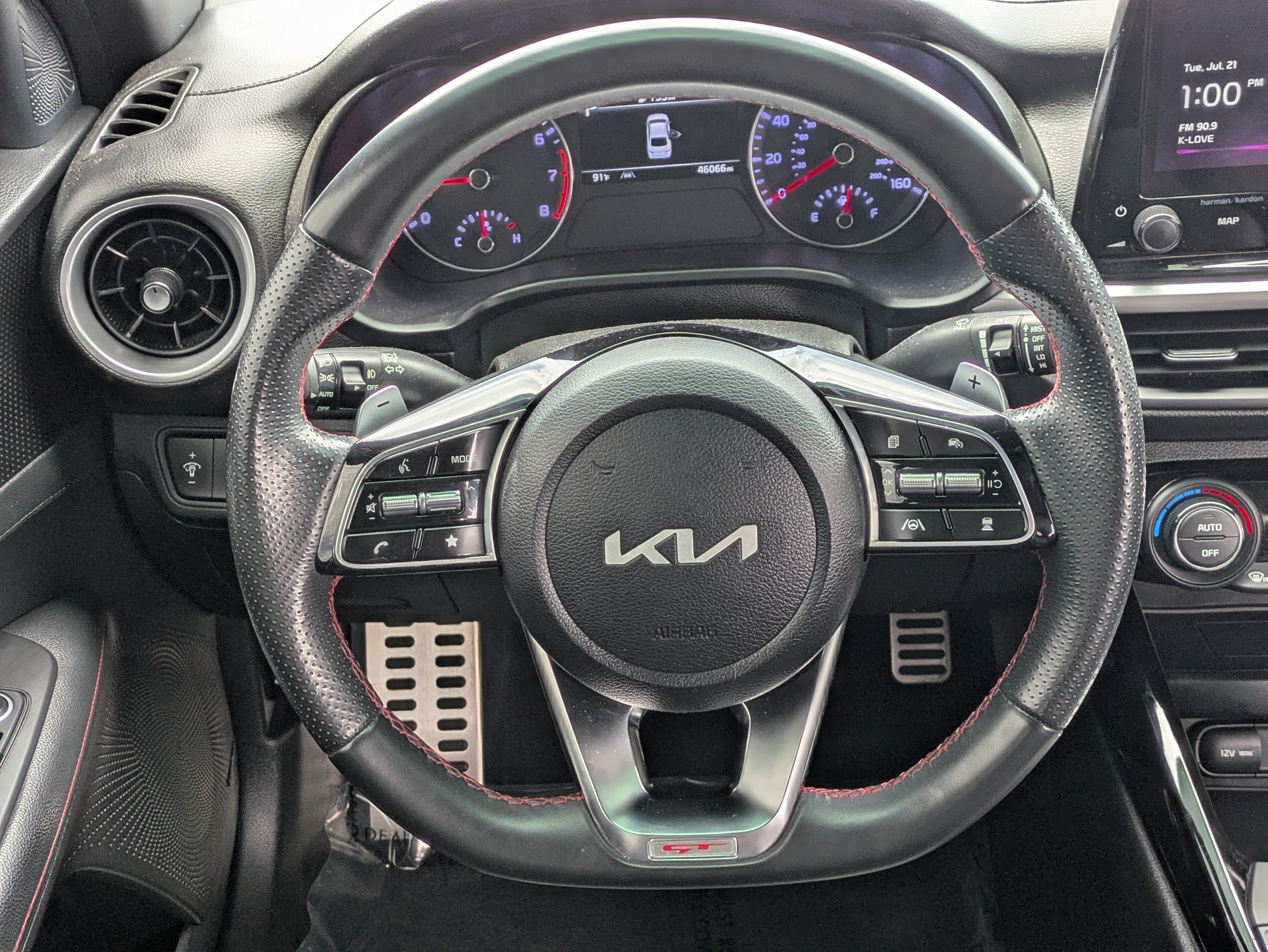 Used 2023 Snow White Pearl Kia GT image 20