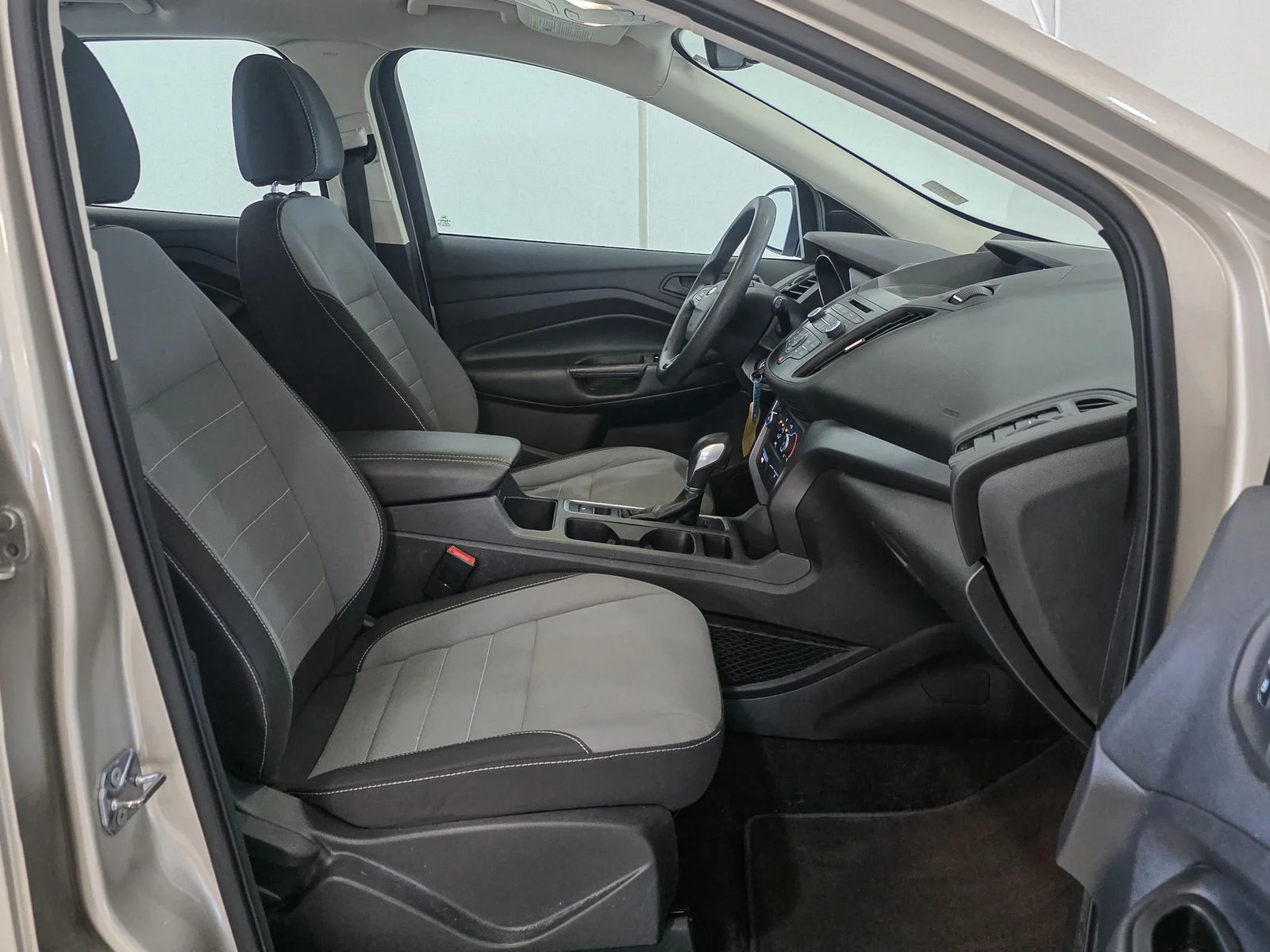 Used 2017 Gold Ford S image 19