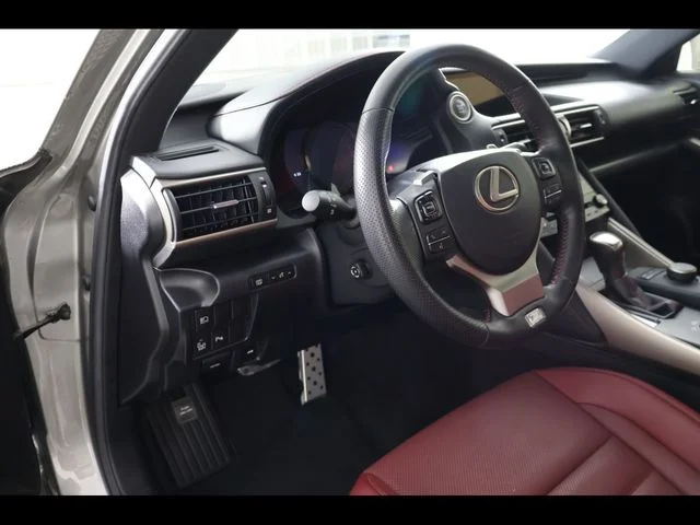 Used 2018 Silver Lexus 300 image 11