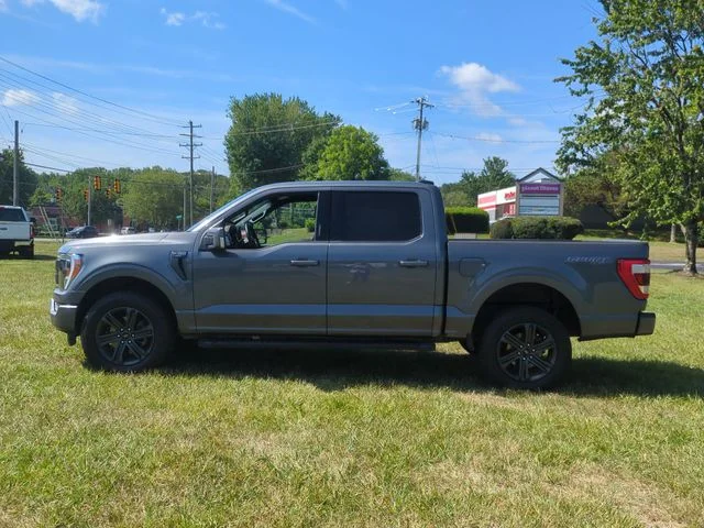 Used 2023 Gray Ford Lariat image 10